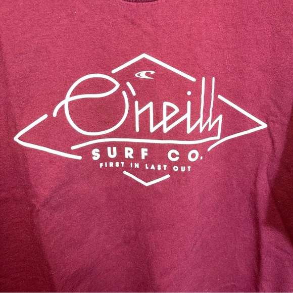 O'NEILL Surf Company first in last out maroon short-sleeve graphic t-shirt 2XL - Picture 2 of 4